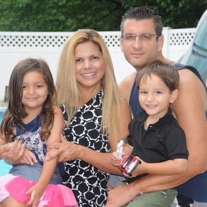 Meet your Posher, Mirian